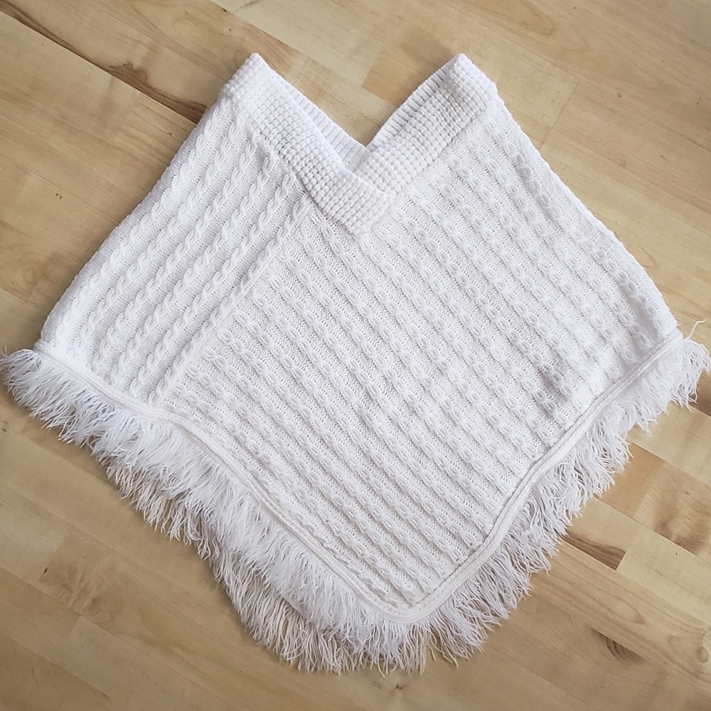 JJ Basics White Knit Poncho